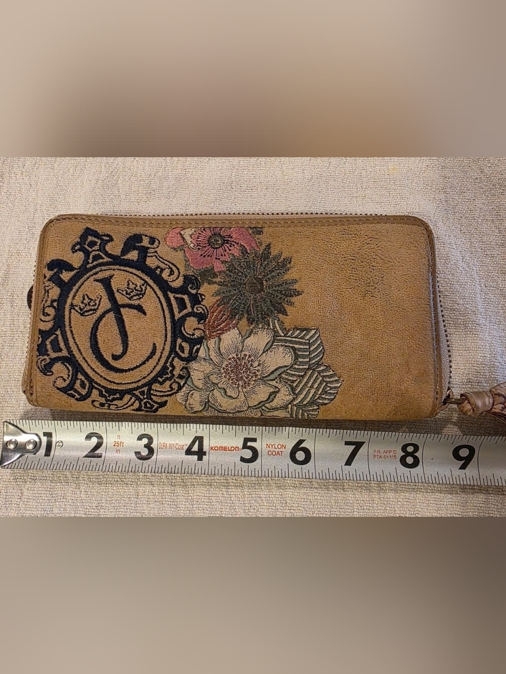 Juicy Couture Zip Around Wallet Brown Leather Crest Floral Y2K Tassel Organizer